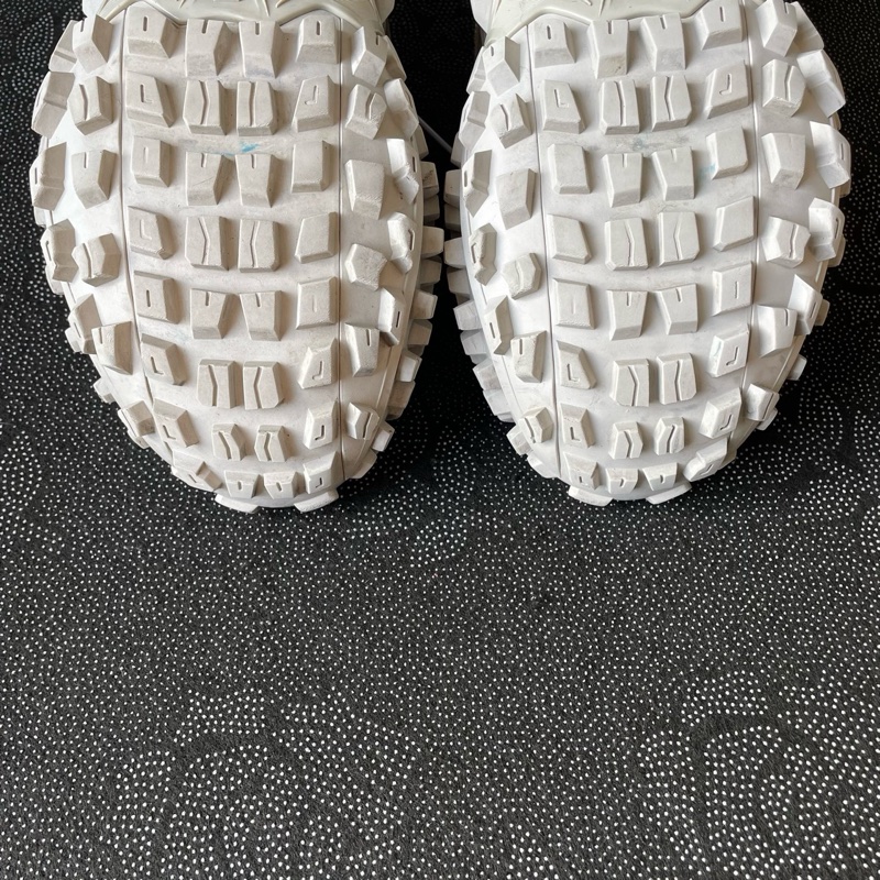 01975 巴黎世家棕色輪胎鞋42碼無盒成色新磨損小-7