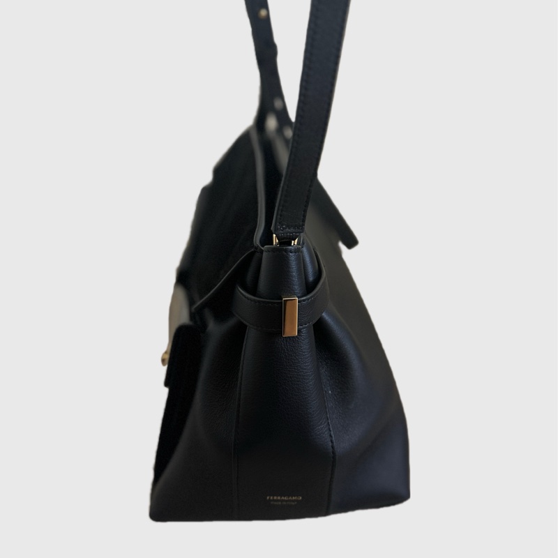 近全新 Ferragamo｜SS25 Large Hug Clutch Bag 大號 2 用肩背擁抱包-2