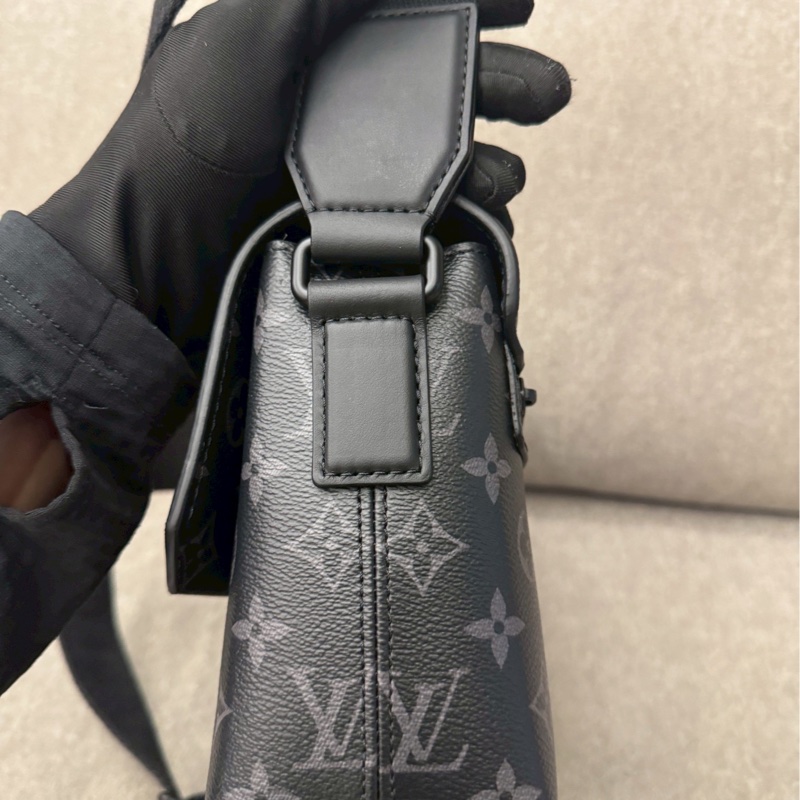 LV S-Cape 黑老花郵差包-2