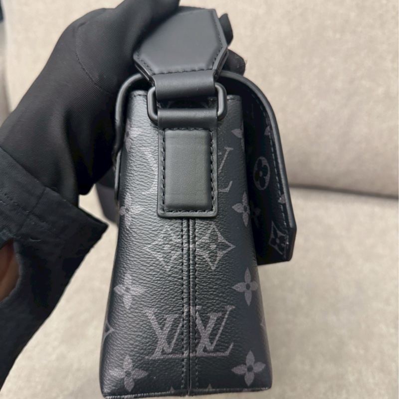 LV S-Cape 黑老花郵差包-3