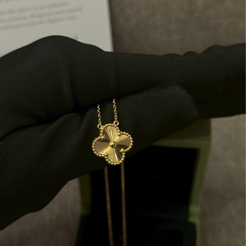 VCA 18k黃金雷射項鍊-3