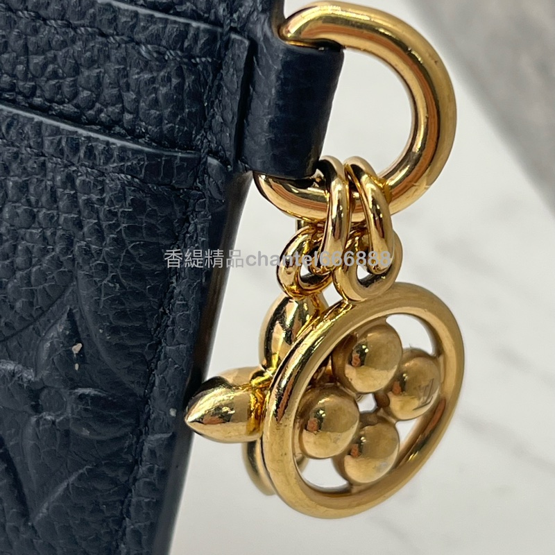 💗香緹國際精品💗 LV 黑壓紋卡夾-1