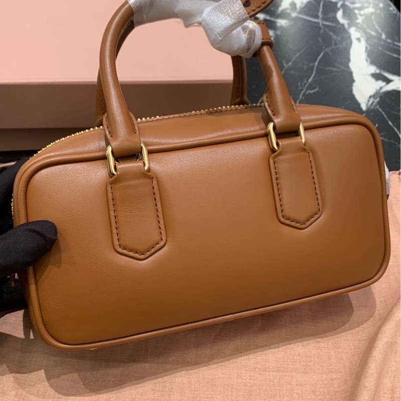 未使用过，Miu Miu/繆繆 乾邑色Arcadie皮革手袋 ，小號焦糖色保齡球包，手提包單肩-2
