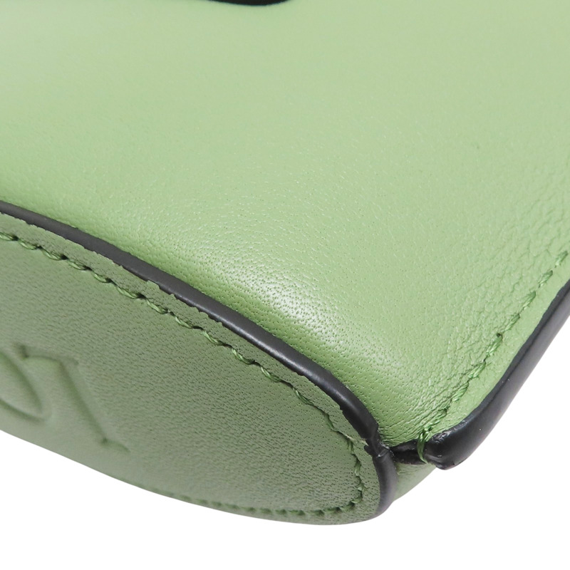 牛油果色 牛皮 Dice Pocket 肩背包【LOEWE 羅威】-11