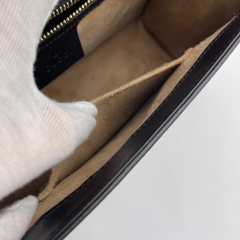 Gucci/古馳 黑色塞爾維亞中號,雙肩帶 ,可單肩斜挎,95新❤️成色 尺寸26✖️17-3