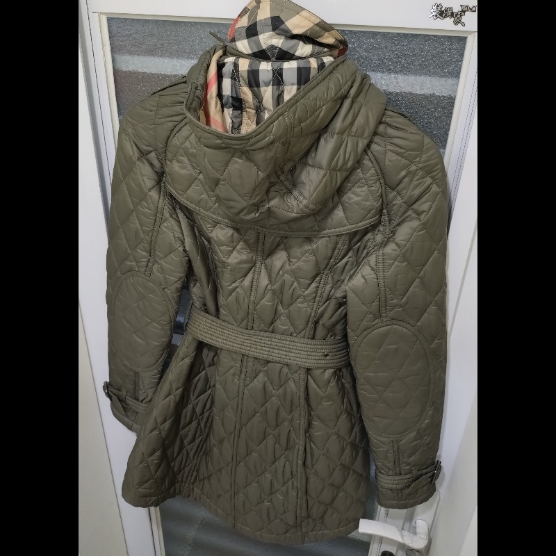 Burberry 灰綠菱格外套-2