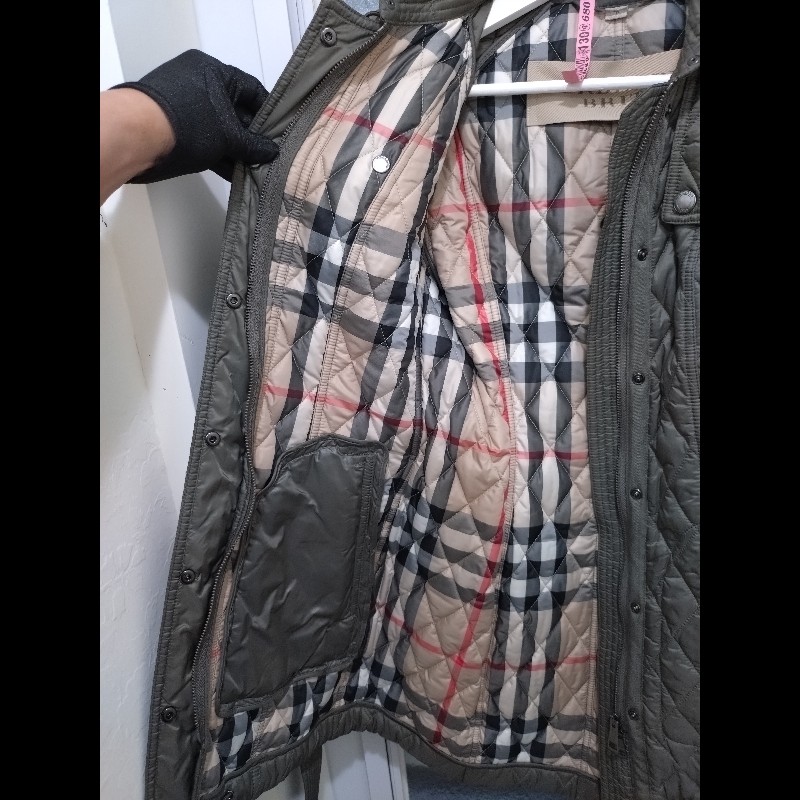 Burberry 灰綠菱格外套-19