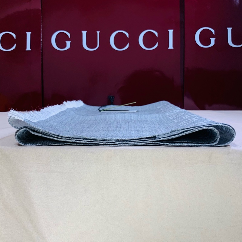 ‼️全台最甜 全新含吊牌Gucci 古馳 淺灰老花滿版雙色羊毛圍巾 披肩-7