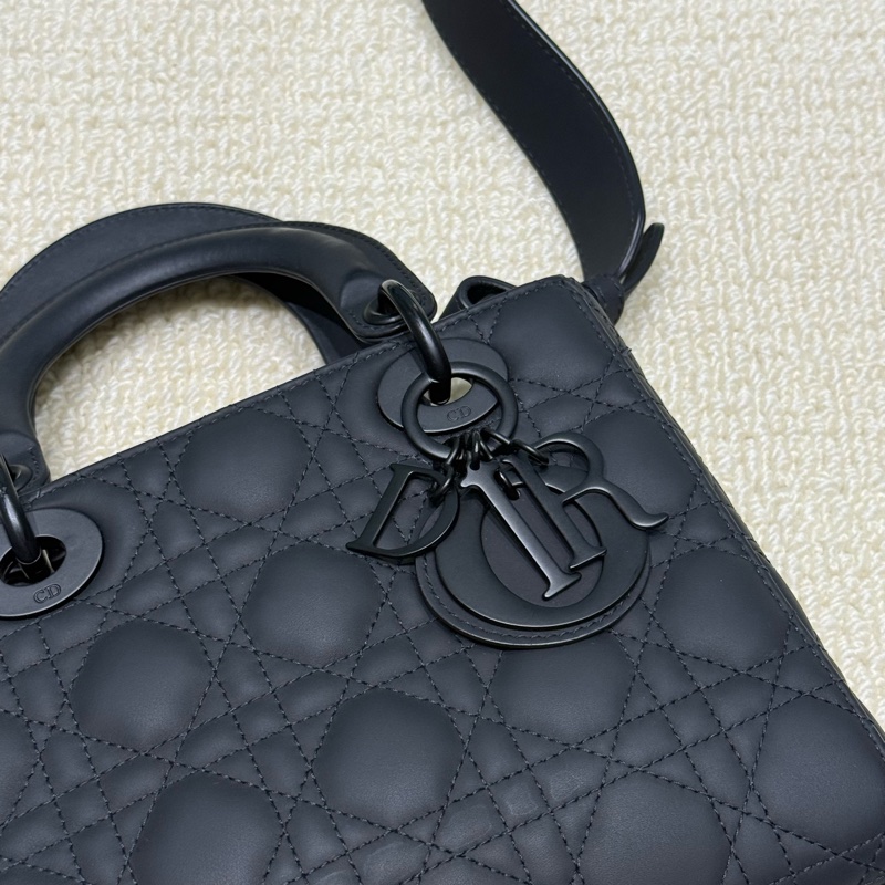 DIOR - So Black系列Lady Dior磨砂黛妃包-2