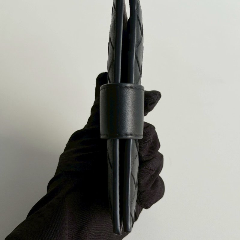 全新🙌🏻 Bottega Veneta BV 護照夾 男女皆合適🖤-9