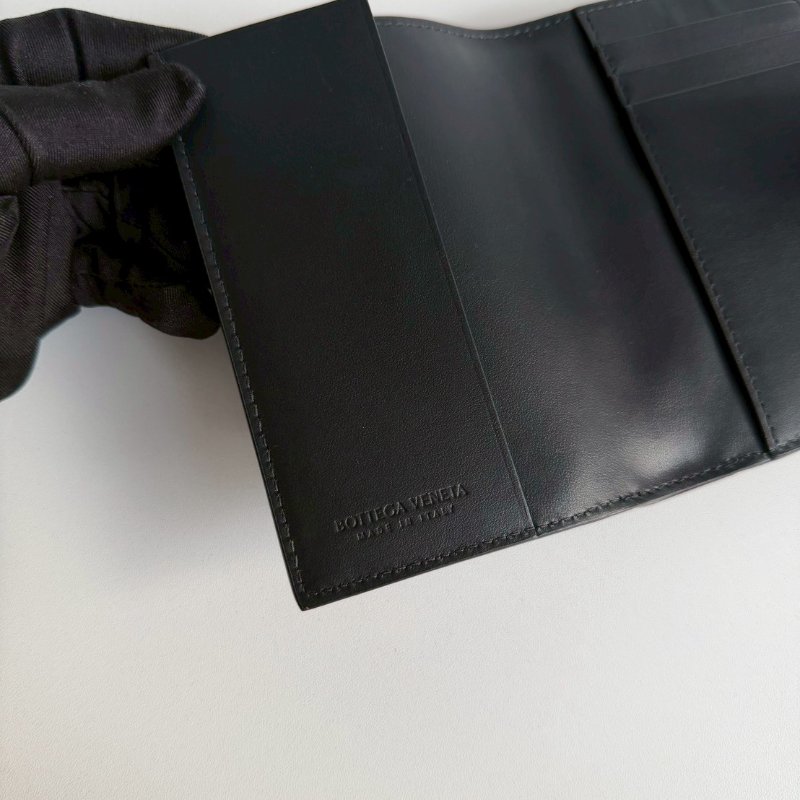 全新🙌🏻 Bottega Veneta BV 護照夾 男女皆合適🖤-13