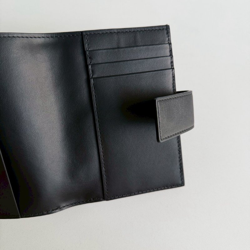 全新🙌🏻 Bottega Veneta BV 護照夾 男女皆合適🖤-14