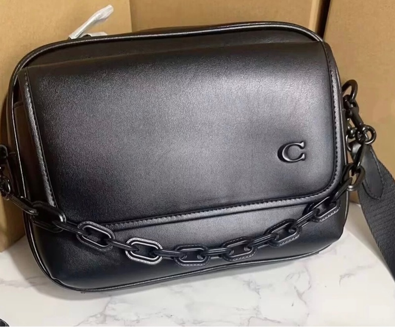 Coach Charter 24 黑色鏈條 男女通用包 閒置新品-1