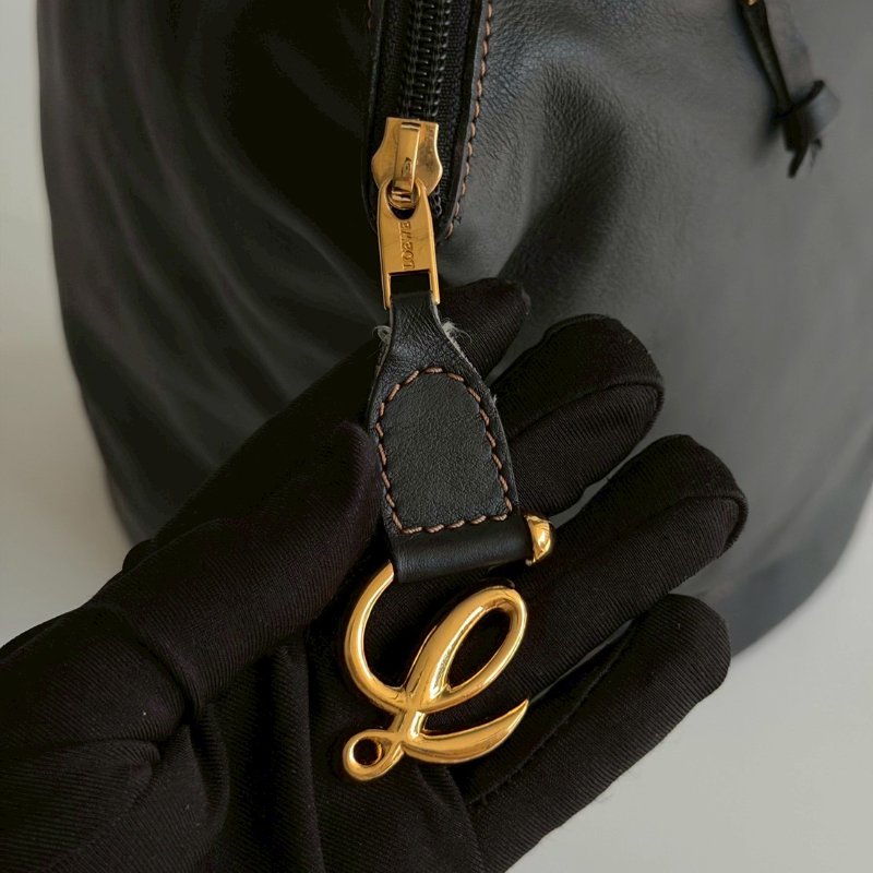 95新🫰🏻 LOEWE 羅意威 Anton Sling 後背包 斜背包 黑色金釦-8