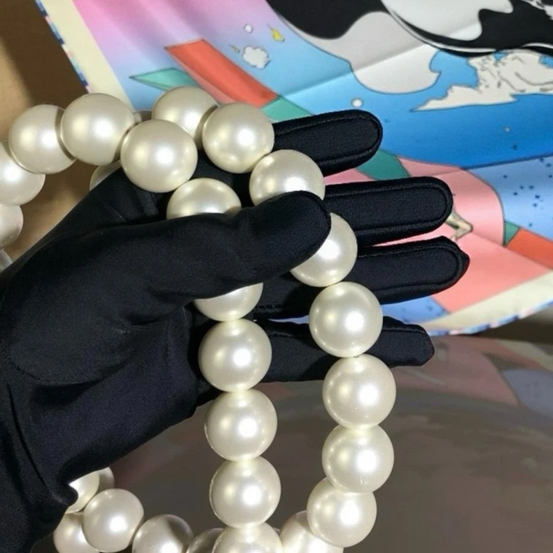 Chanel香奈兒絎縫珍珠鏈條單肩包翻蓋錢包包 胸包-5