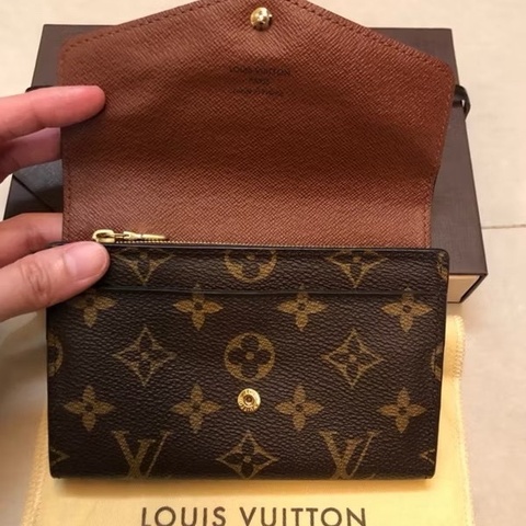 LOUIS VUITTON SARAH monogram 短款中夾