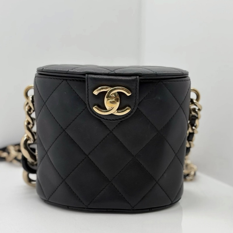 Chanel香奈兒化妝包鏈條單肩包-0