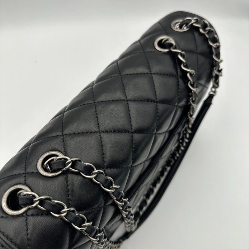 Chanel香奈兒 Citizen Zip CC 翻蓋包單肩包黑色 羊皮-5