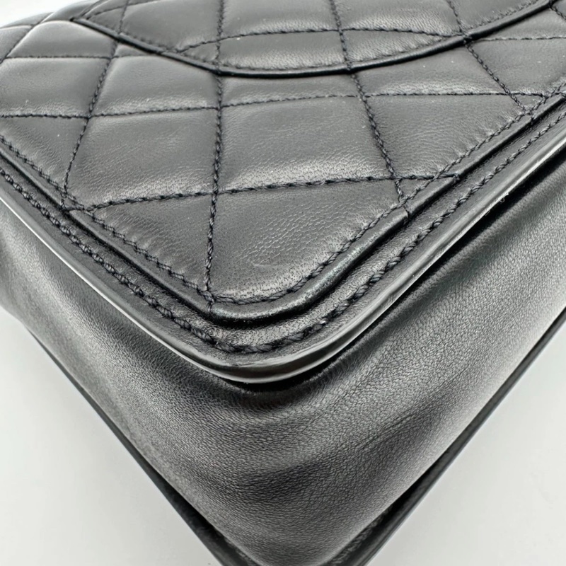 Chanel香奈兒 Citizen Zip CC 翻蓋包單肩包黑色 羊皮-13