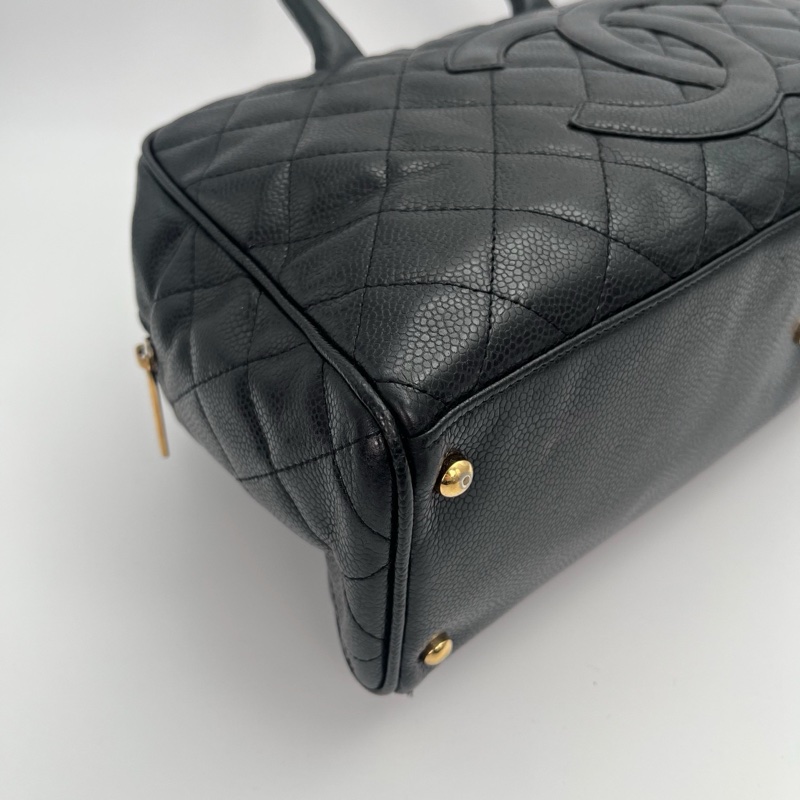 「JL精品代購」香奈兒黑金牛皮大logo手提保齡球小號-7