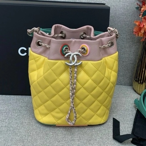 Chanel香奈兒巴黎古巴抽繩水桶包絎縫女士單肩包