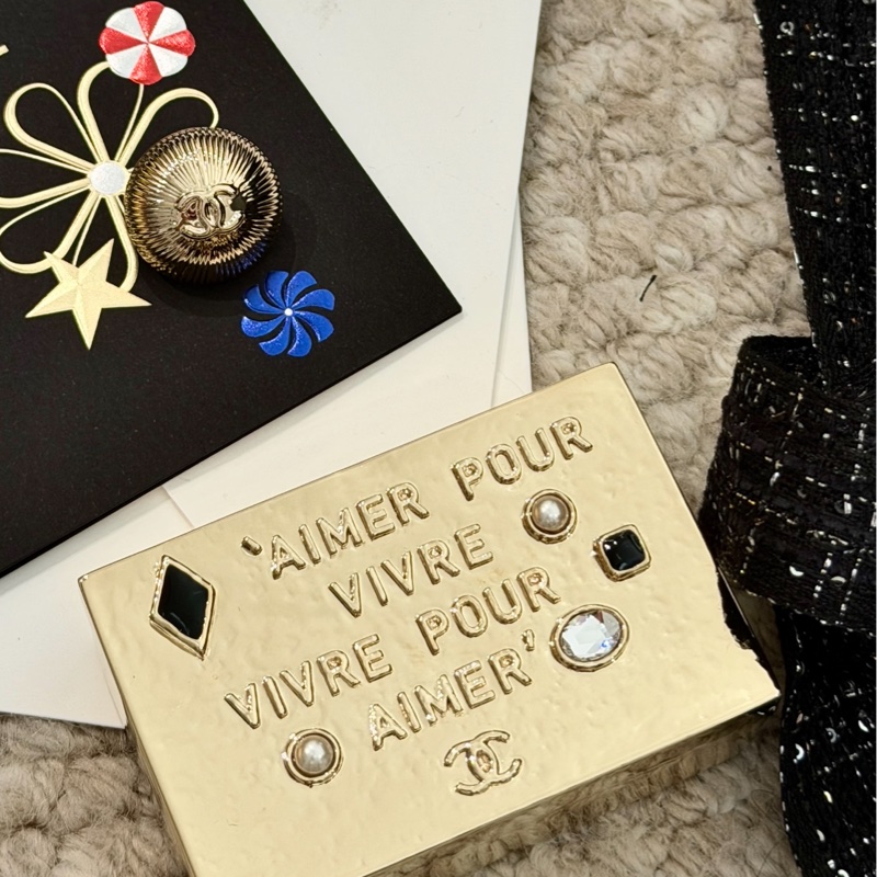 Chanel香奈兒VIC 25聖誕限定禮物珠寶盒-2