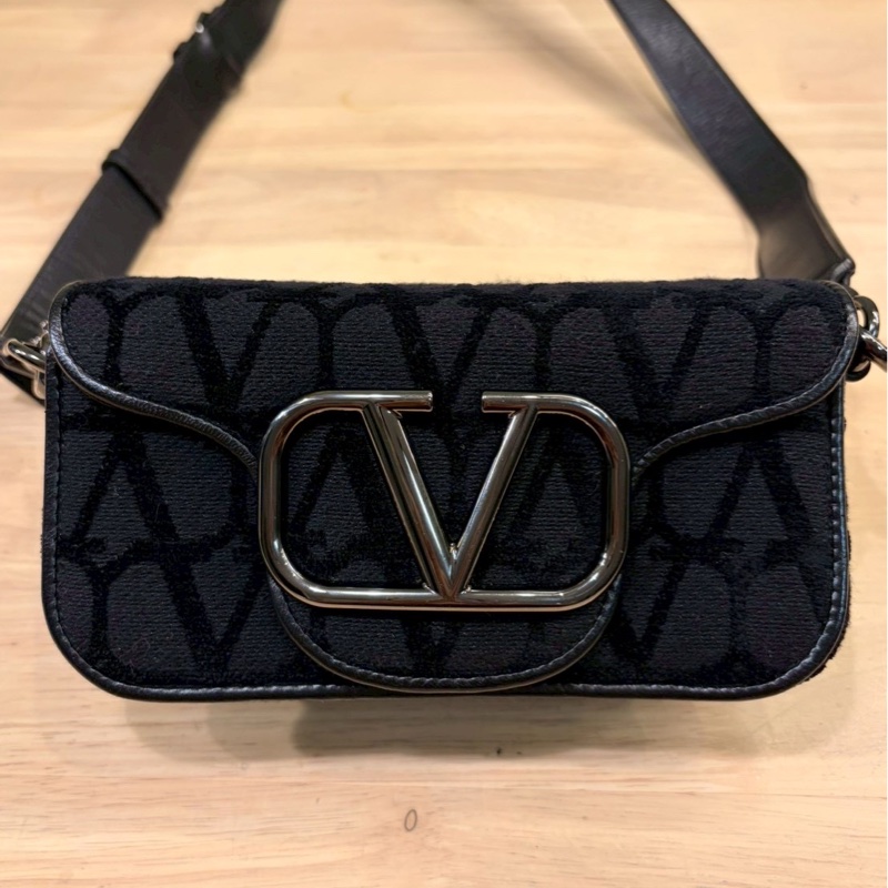 Valentino Garavani VLogo 經典 logo 肩背包99新-6