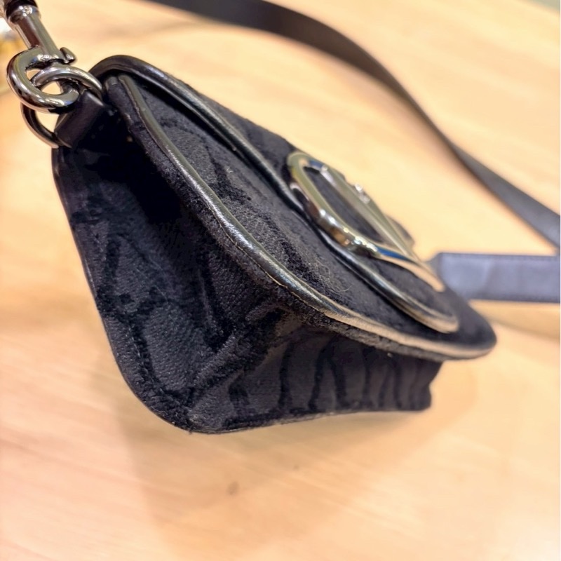 Valentino Garavani VLogo 經典 logo 肩背包99新-18