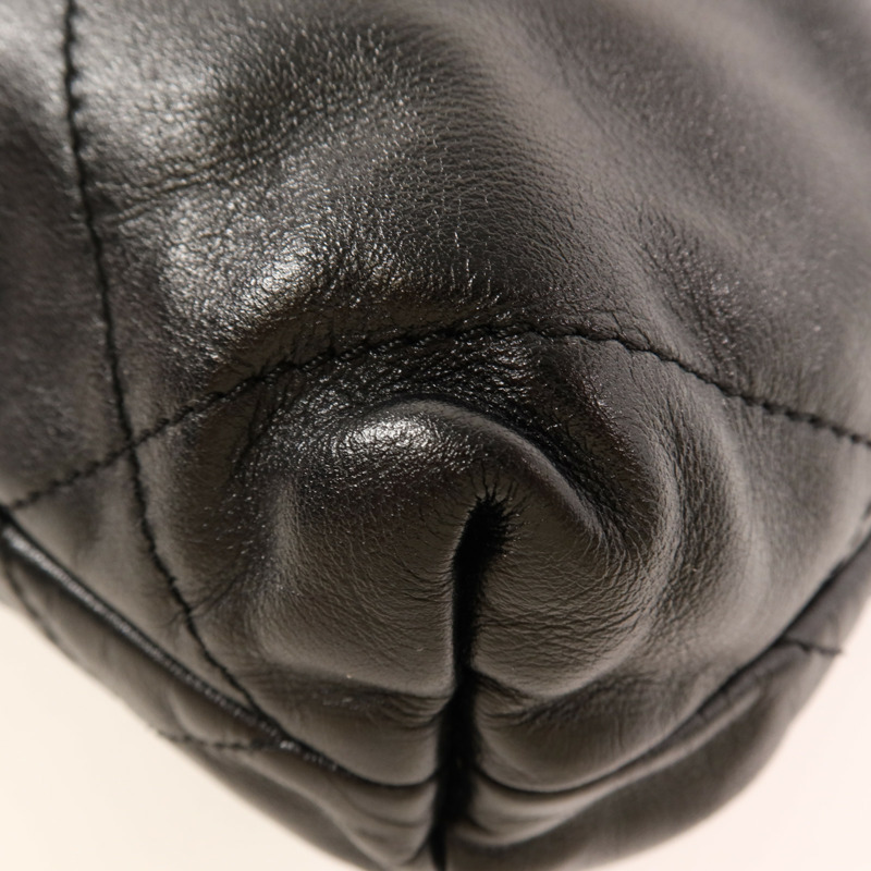 CHANEL 牛皮皮革Chanel Mini 22金扣手挽肩背兩用袋-11