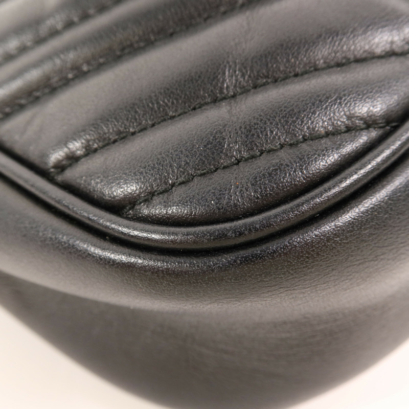 GUCCI 牛皮皮革GG Marmont Small Camera Bag金扣肩背袋-9