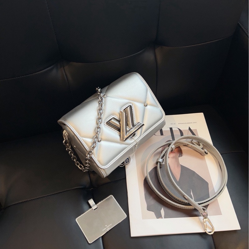 Lv twist small-1