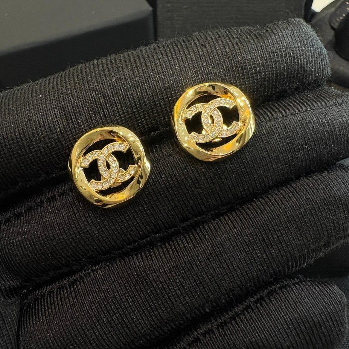 *SHIHNA名牌精品* CHANEL 金色雙C標誌耳環-4