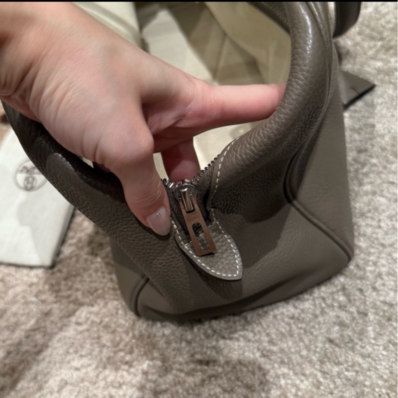 Hermes Victoria 35大象灰-12