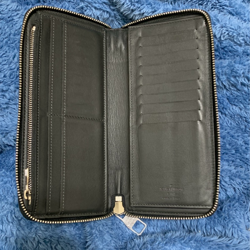 🔥近新美品 LV 路易威登 Louis Vuitton 藍黑棋盤格拉鍊14卡 長夾-1