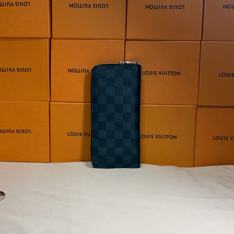 🔥近新美品 LV 路易威登 Louis Vuitton 藍黑棋盤格拉鍊14卡 長夾-2
