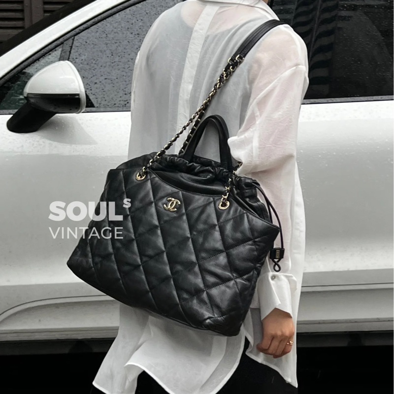 ✨Chanel 黑金羊皮 中號托特 手提肩背都好看🖤-0