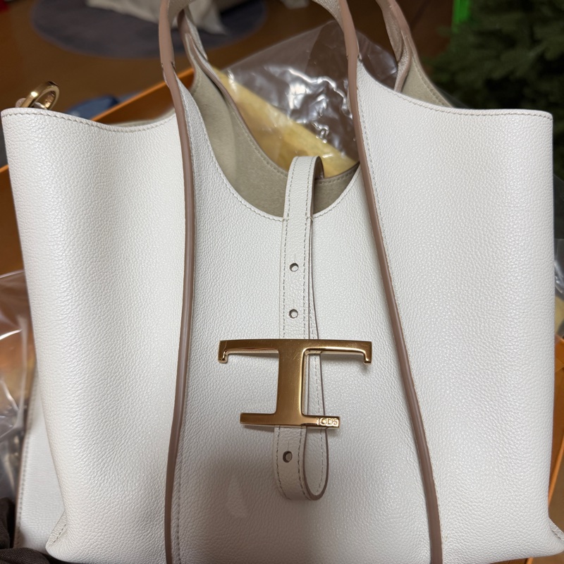 99新未使用品 Tod’s T Timeless迷你皮革購物手袋 白色-0