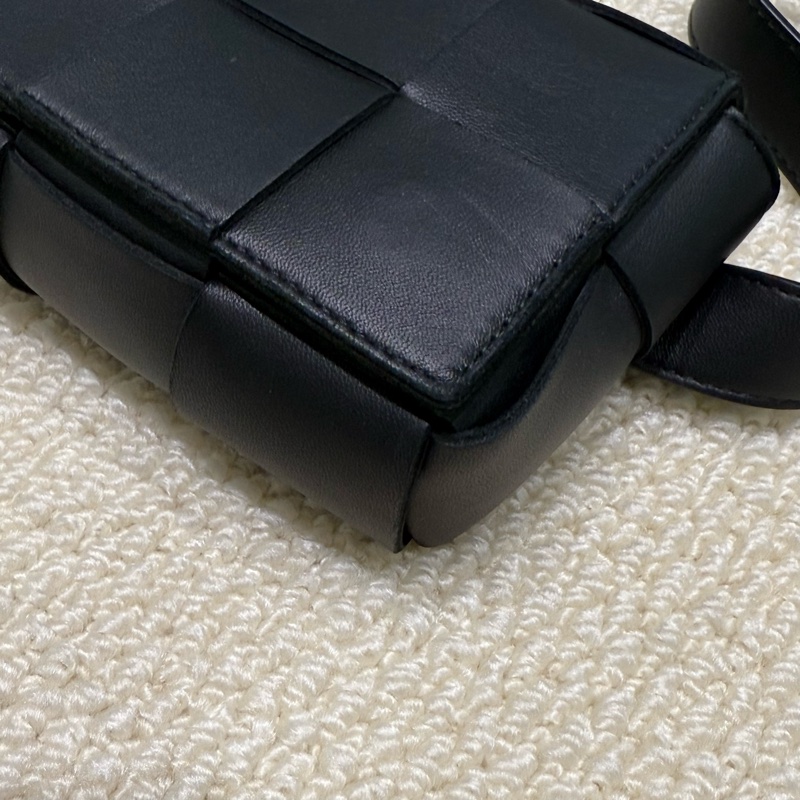 Bottega Veneta-黑色羊皮腰包/胸口包-8