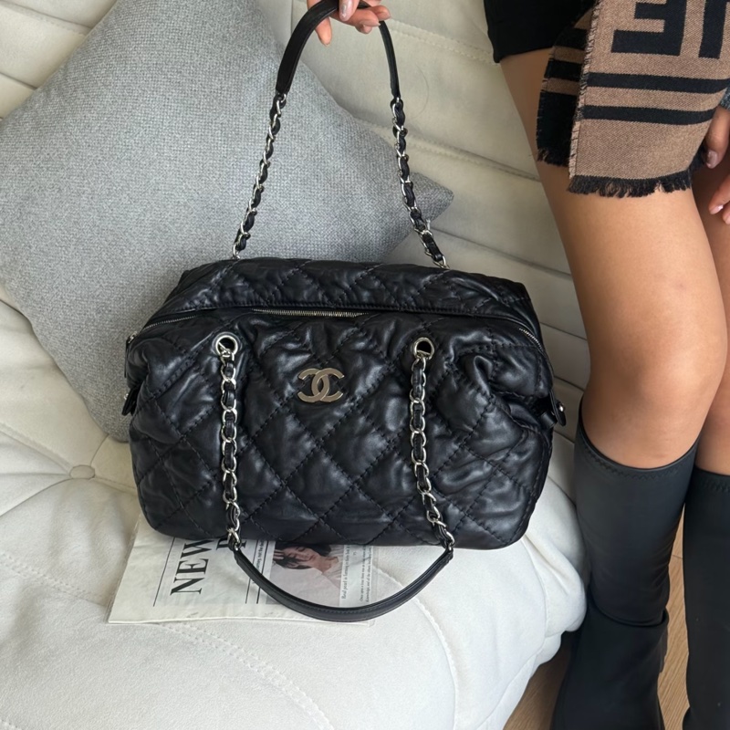 ✨Chanel 黑銀牛皮 泡芙托特包🖤-1