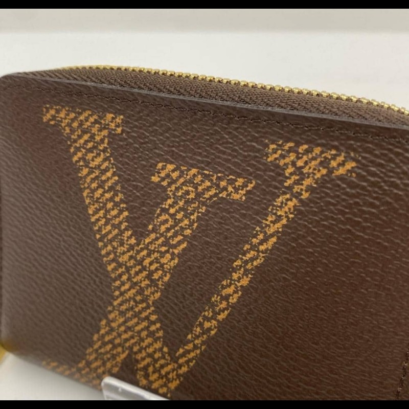 Lv 拉鏈短夾 大Logo款-2
