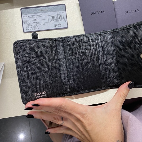 二手 PRADA三折式黑色短夾 95成新-7