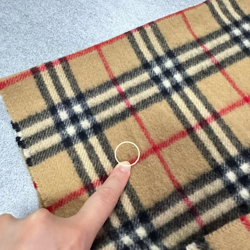 BURBERRY經典格紋羔羊毛圍巾 極美✨-13