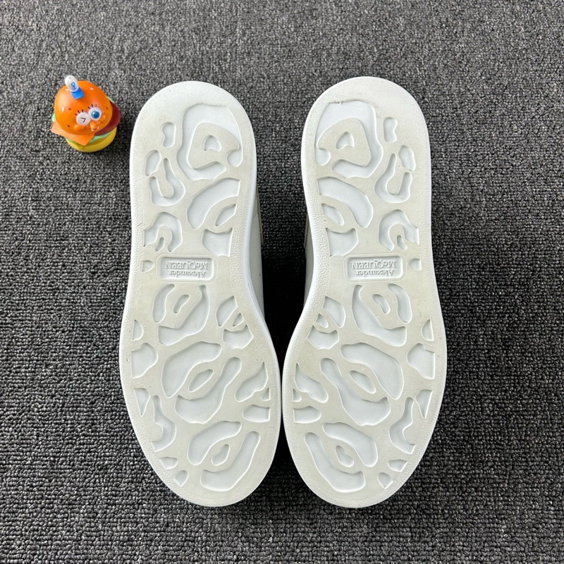 Alexander McQueen亞歷山大麥昆白色運動鞋 尺碼36.5-5