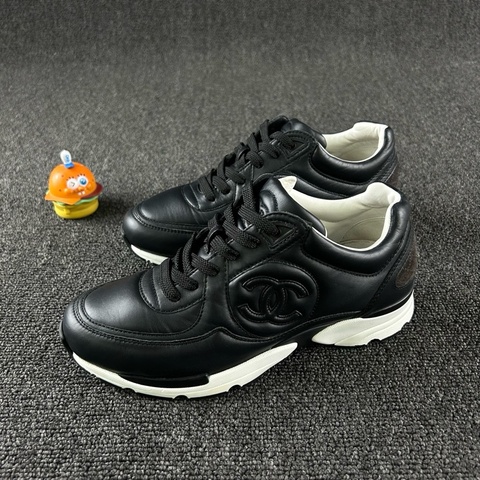 Chanel香奈兒黑白運動鞋 尺碼37.5整體成色不錯