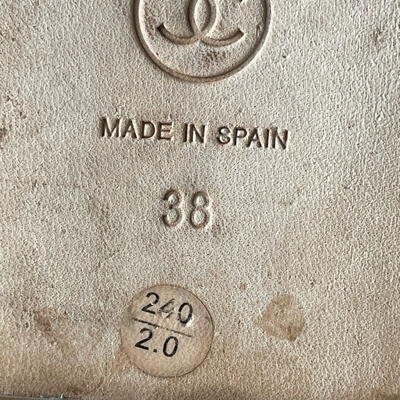 01866 chanel黑米黃皮質漁夫鞋38碼-5