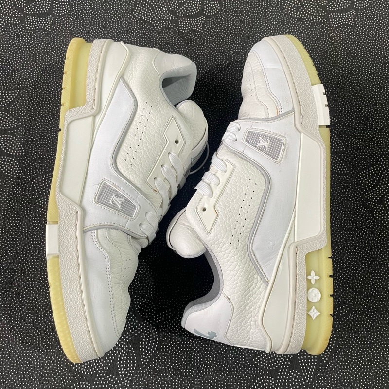 01837 lv trainer白水泥41碼 成色新磨損小。-7