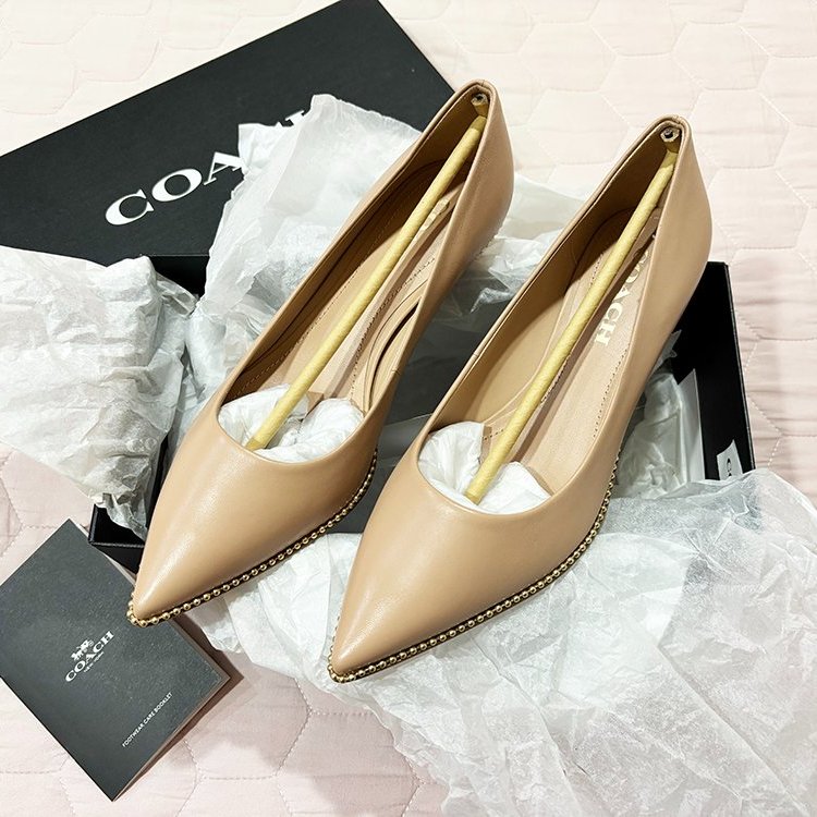 COACH 專櫃款 Jackie 裸色 奶茶色 鉚釘 真皮 低跟鞋 US8-6