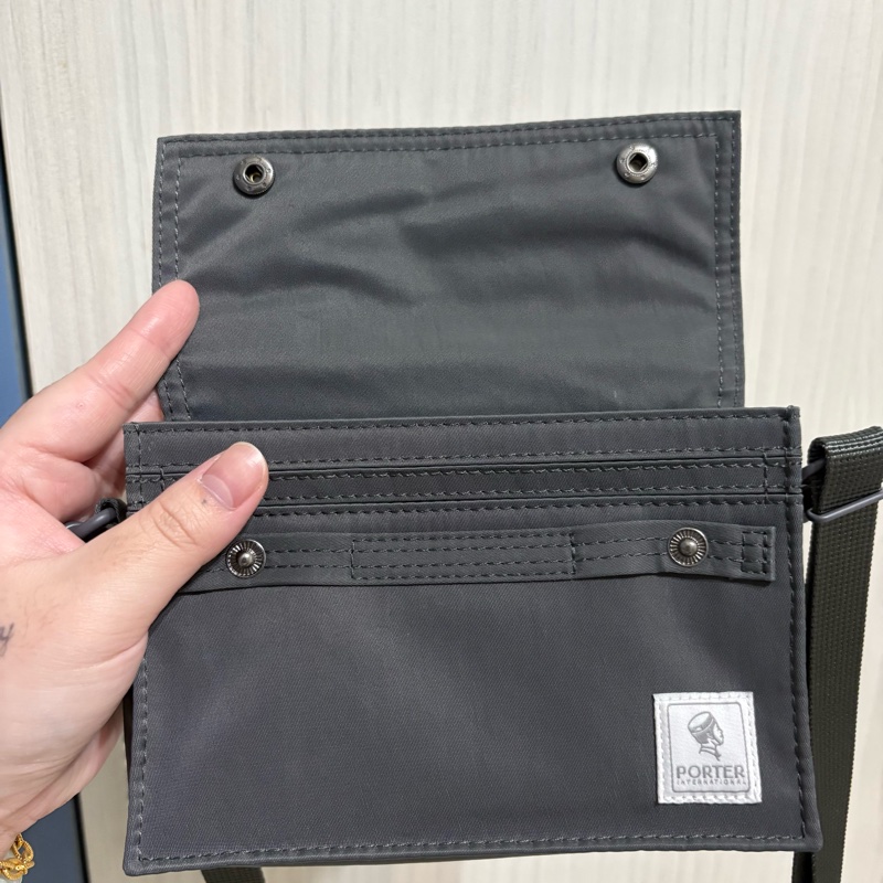 ［男女皆可］PORTER INTERNATIONAL -方正多層MID斜背包 側背包 WOC 隨身包-2