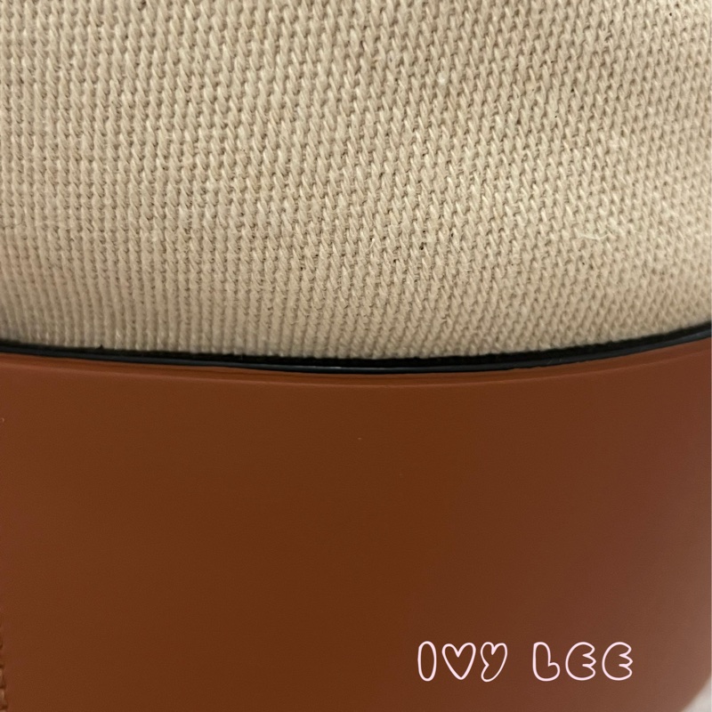 LOEWE 羅威 BALLOON 烙印LOGO帆布拼接小牛皮抽繩束口 斜背包 手提包 水桶包 咖啡 米色 正品 二手精品-32