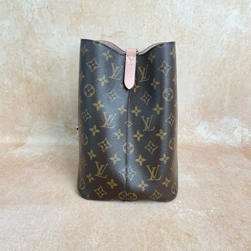LV/路易威登 NEONOE系列 老花粉水桶 中號粉水桶包 19年編碼 98新 現好價得 尺寸：26-3